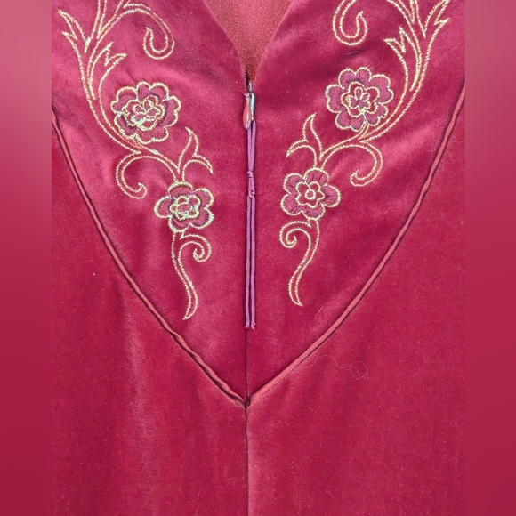 Cinema Etoile 1X Velour Embroidered Robe Red With Pockets & Zipper - Picture 8 of 15